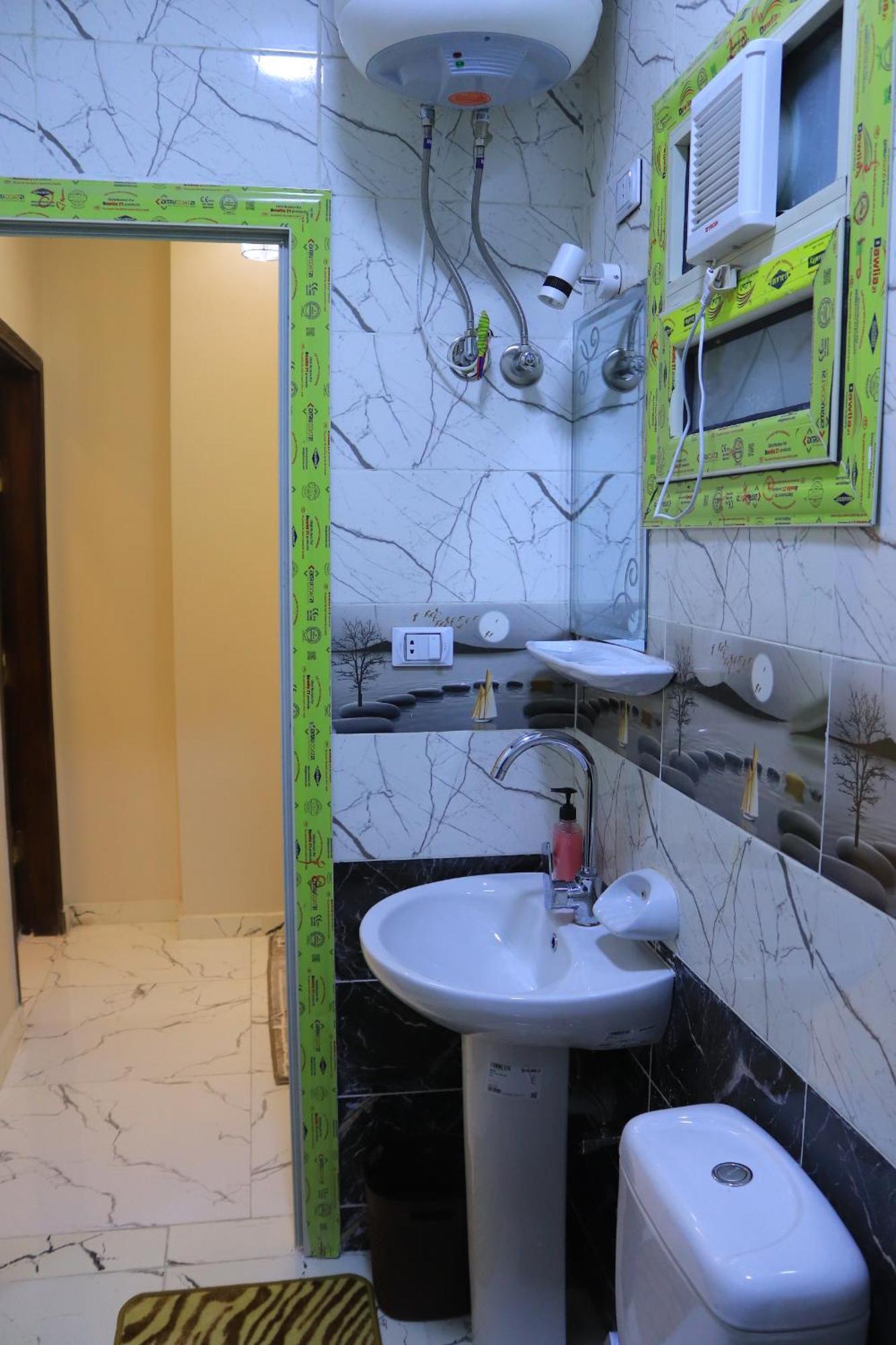 Appartement Hossam 4 *